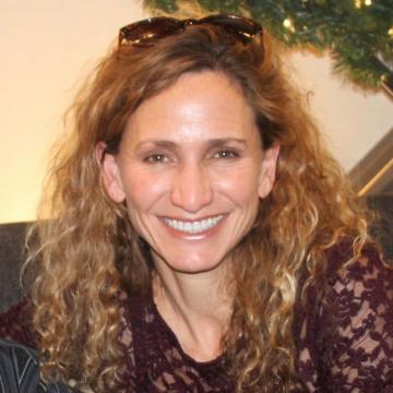 Marta Caminero-Santangelo